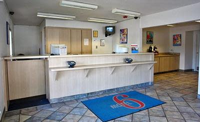 Motel 6 Oakland Embarcadero | Oakland, CA