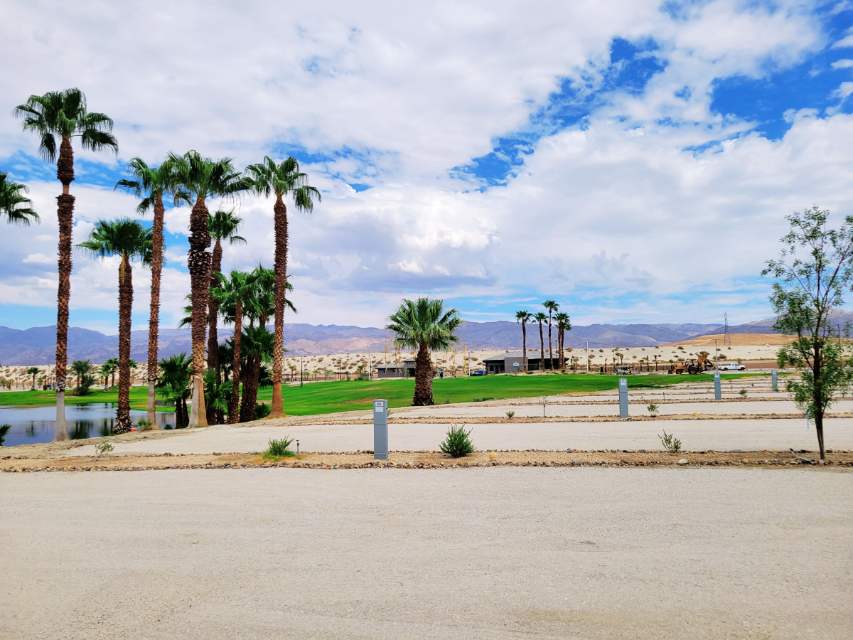 Coachella Lakes RV Resort