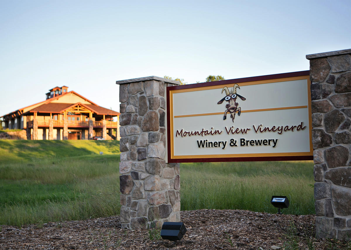 Mountain View Vineyard Winery Stroudsburg, PA 18360