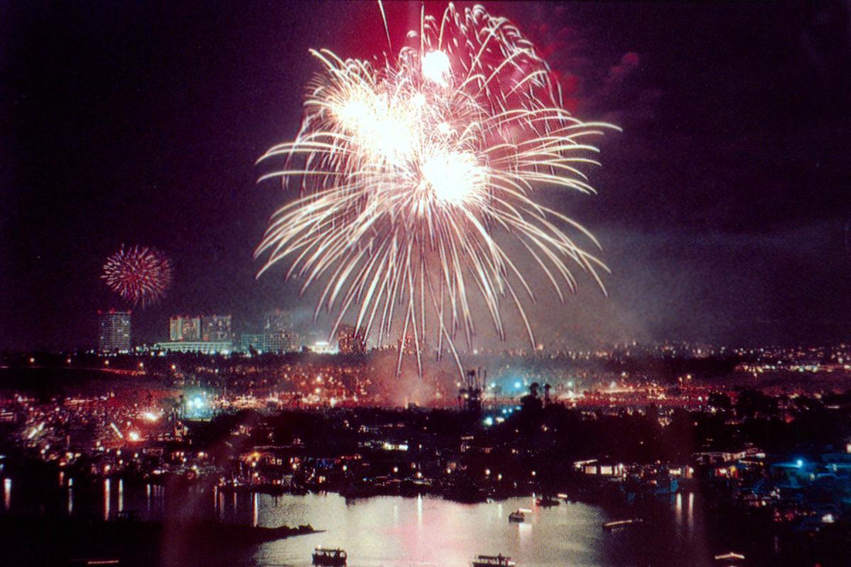 Newport 4th of July Fireworks