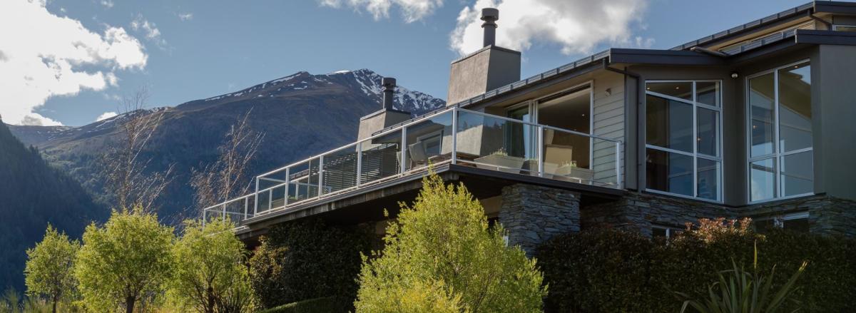 Lake View Villa | Relax It's Done | Queenstown NZ