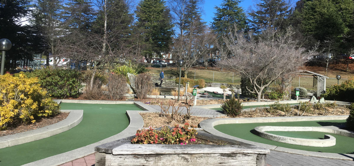 Queenstown Mini Golf Official Queenstown site