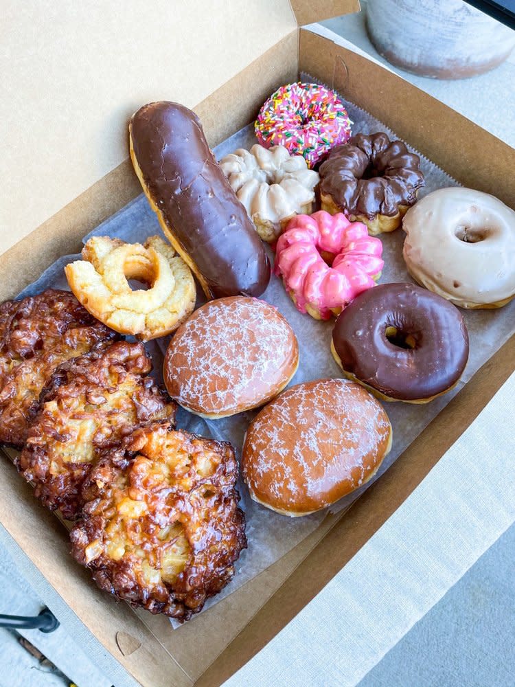 Baker's Dozen Donuts Raleigh, NC 27606