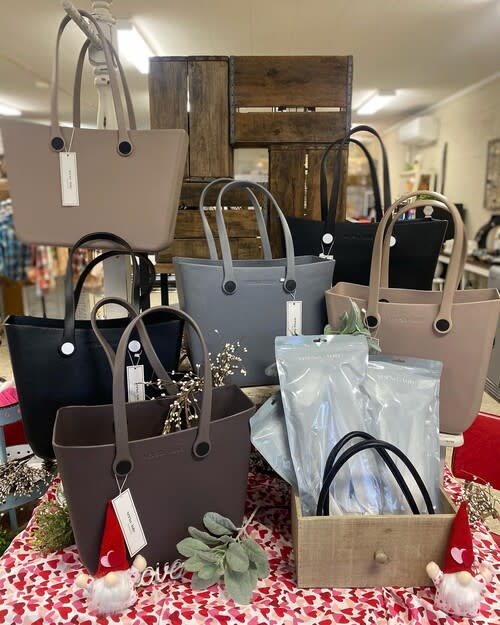 Daffodils Upcycled Boutique