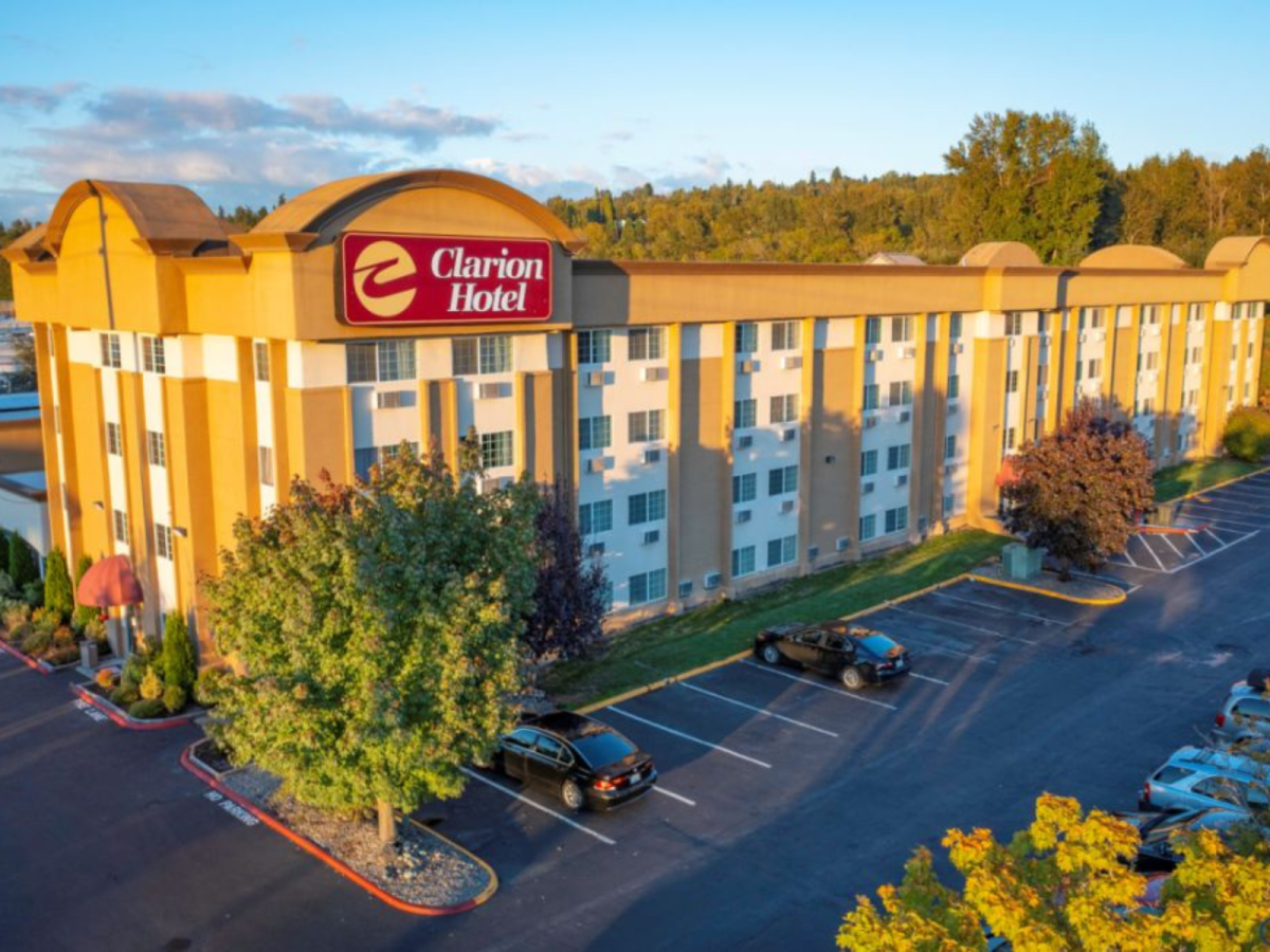 Clarion Hotel | Renton, WA