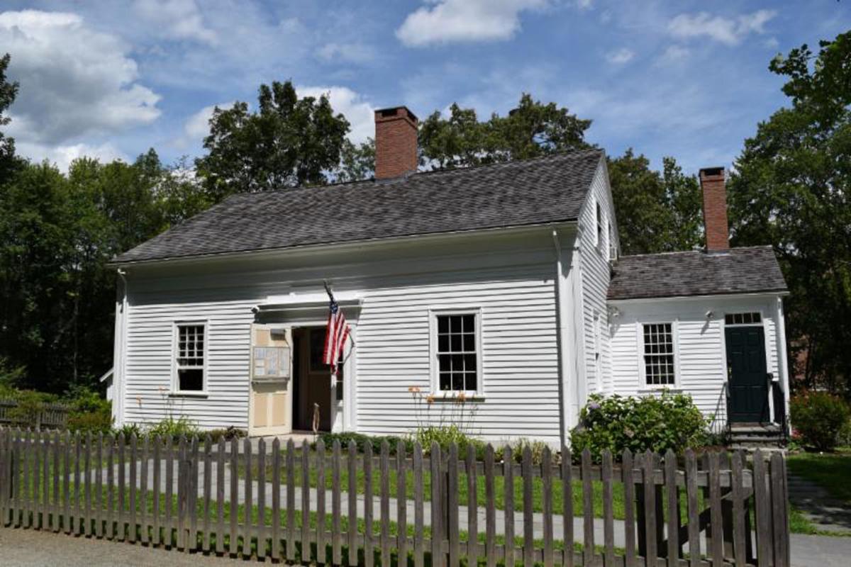 The Captain Wilbur Kelly House Lincoln, RI 02865
