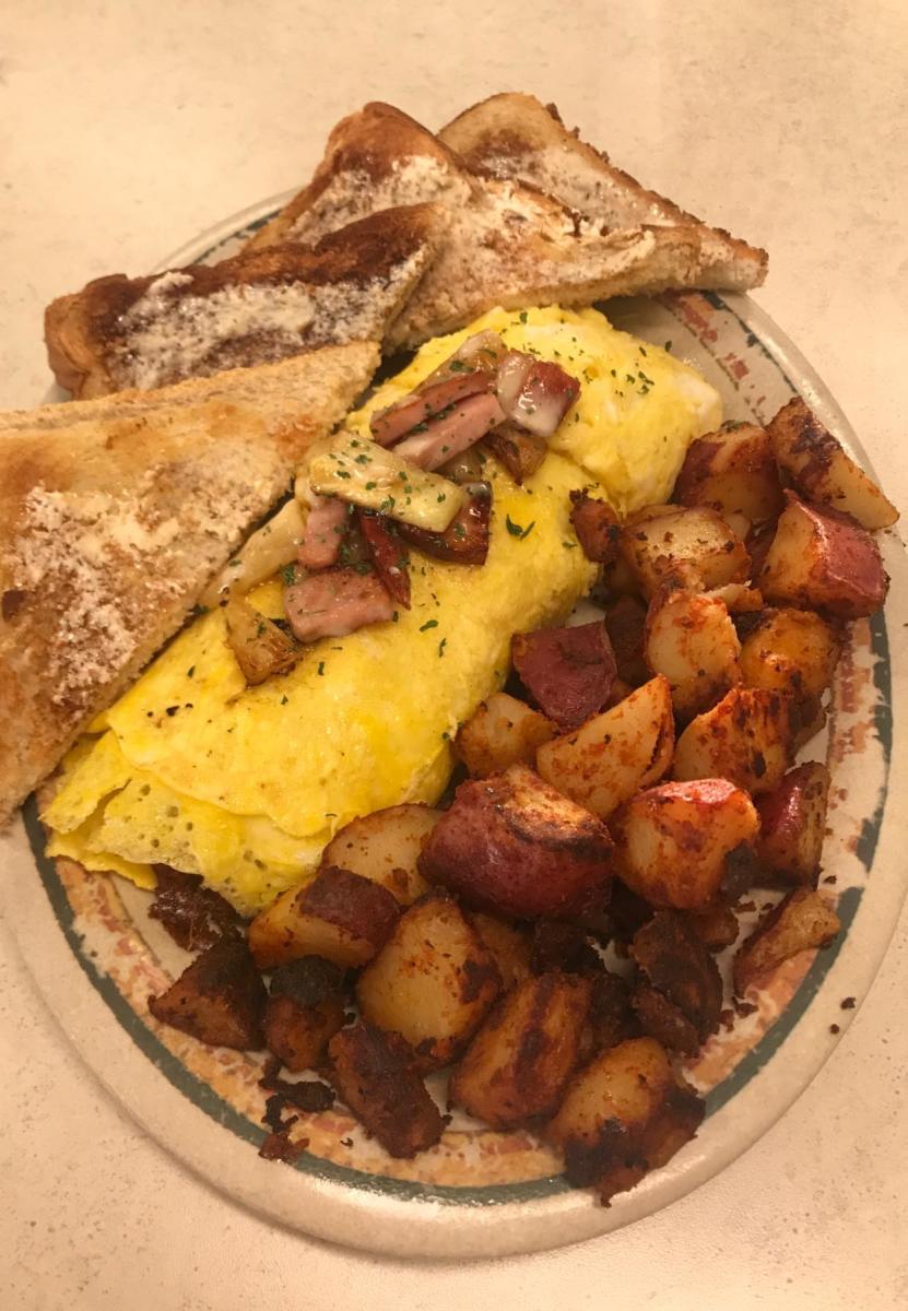 Eggs Up Family Restaurant Cumberland, RI 02864