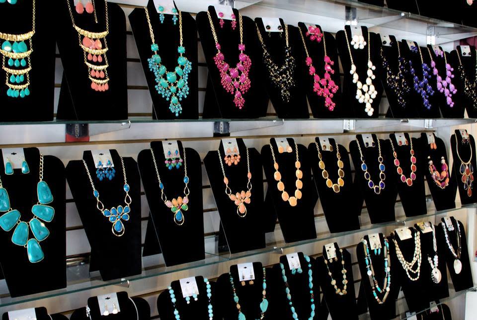 Christy's Apparel Roanoke, VA 24015