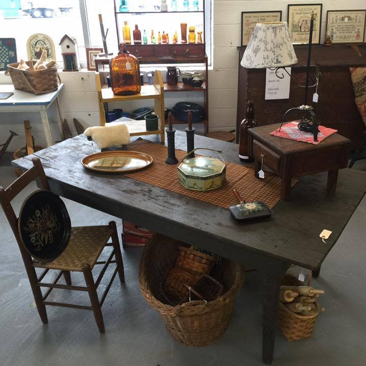 Willow Tree Antiques & Primitives Roanoke, VA 24018