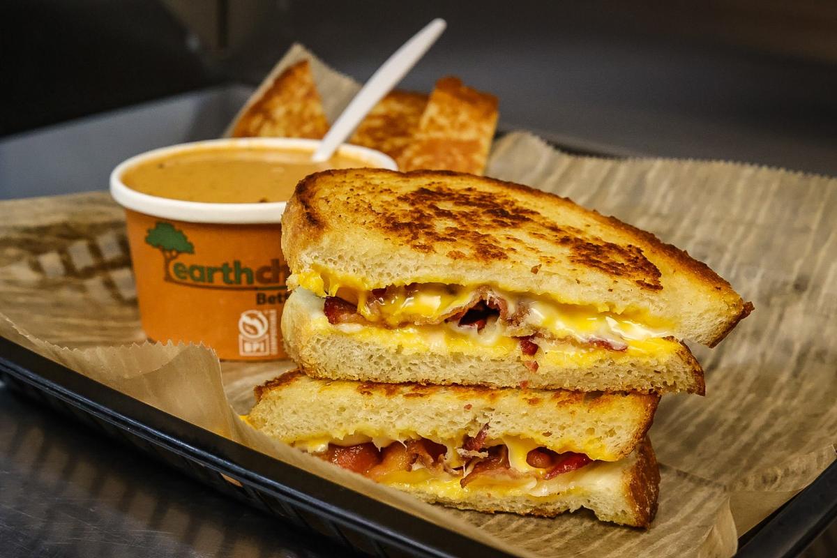 Cheezys Grilled Cheese