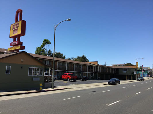Ritz Inn