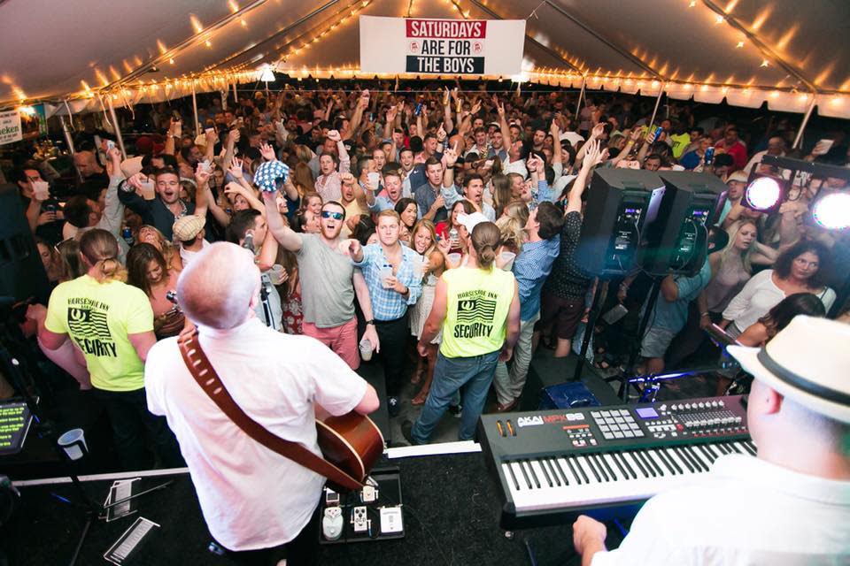 The Horseshoe Inn Bar & Grill Saratoga, NY