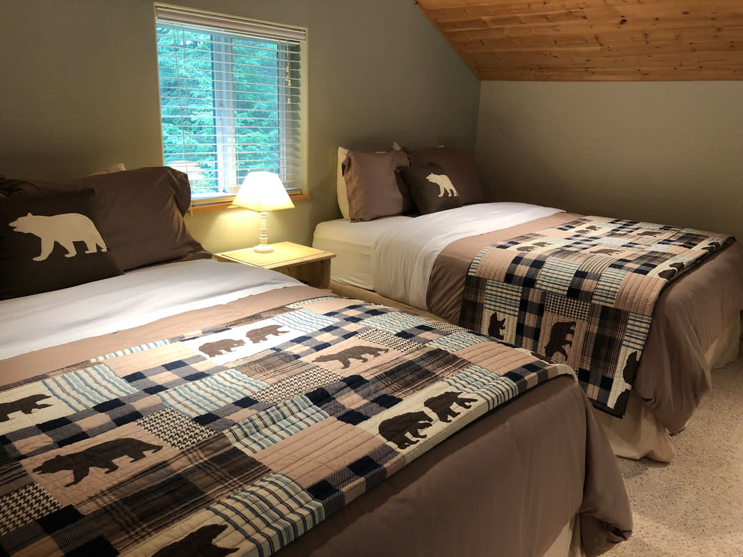 Aurora Skies Lodging