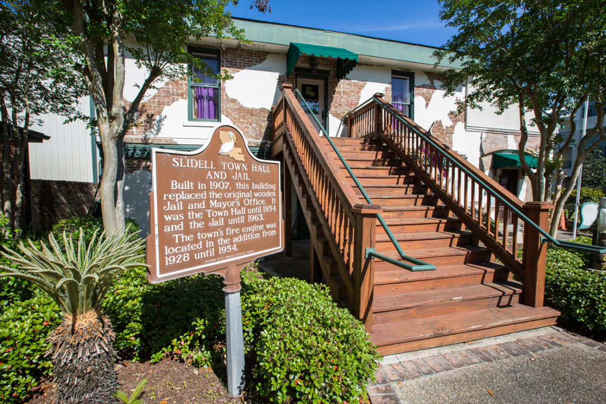 Slidell Museum and Slidell Mardi Gras Museum Slidell, LA 70458