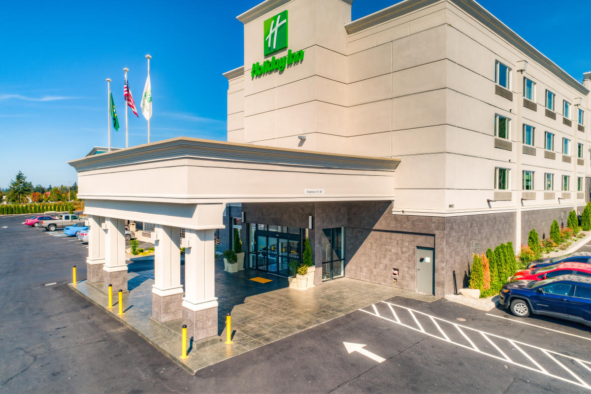 Holiday-Inn-Tacoma-Mall---