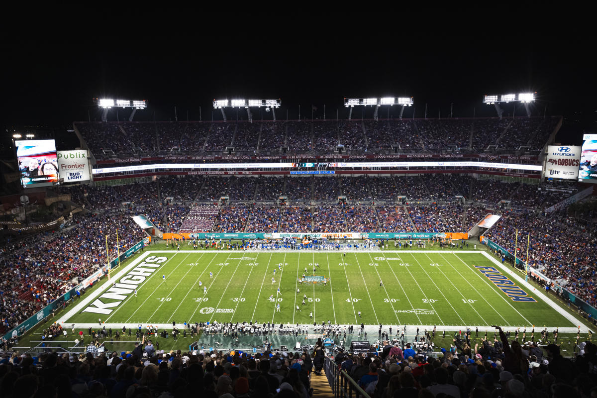 Ebony Hansen Viral Gasparilla Bowl Attendance