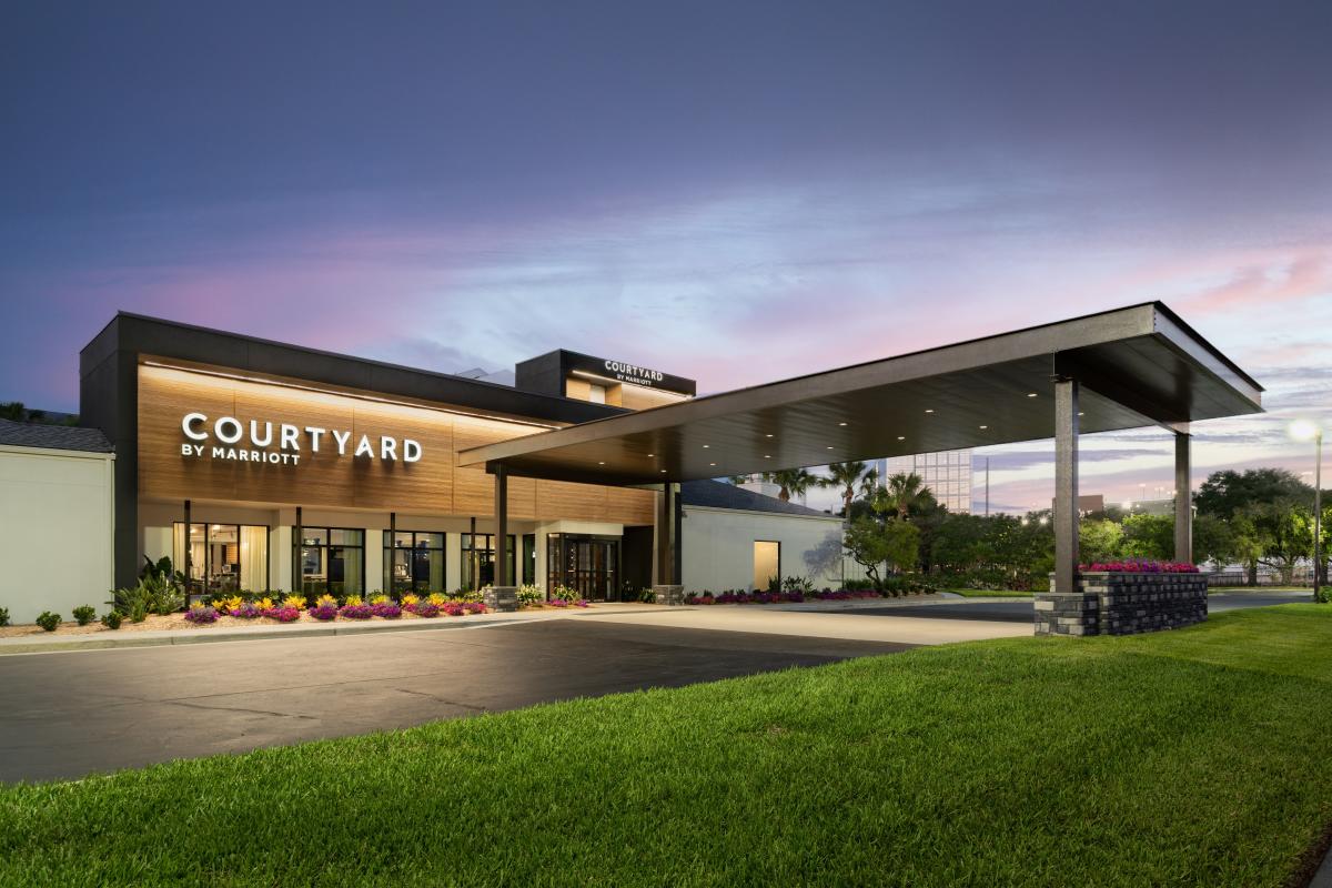 Park Here Fly There Frankfurt Airport Hyatt Place www.visittampabay.com