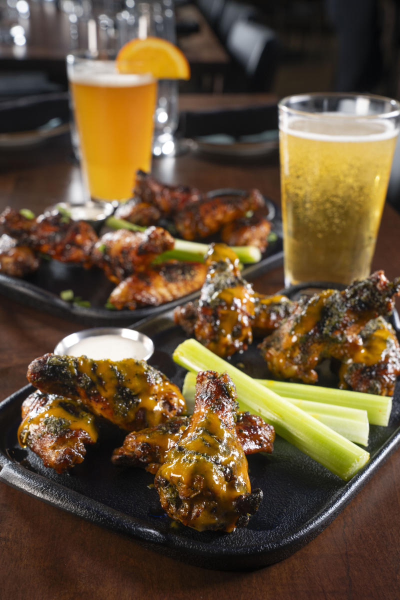 Top Shelf Sports Lounge