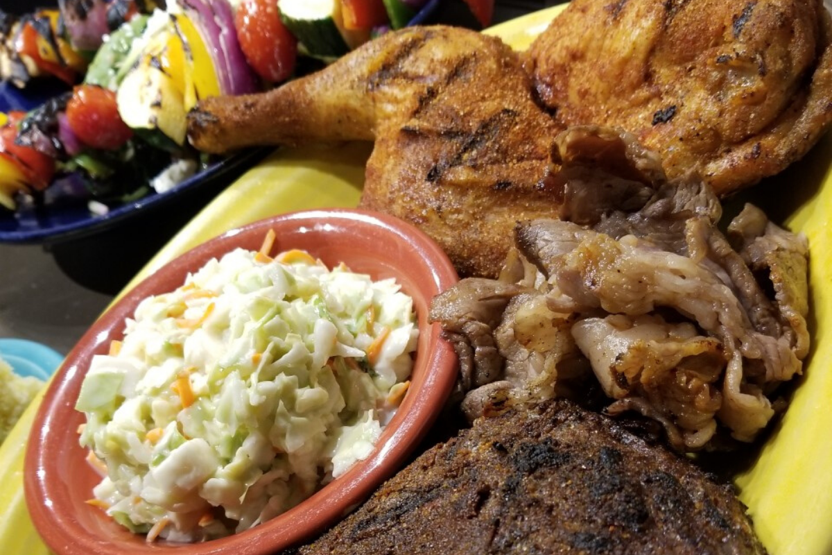 Dinghy's Restaurant & Bar Frankfort, MI 49635