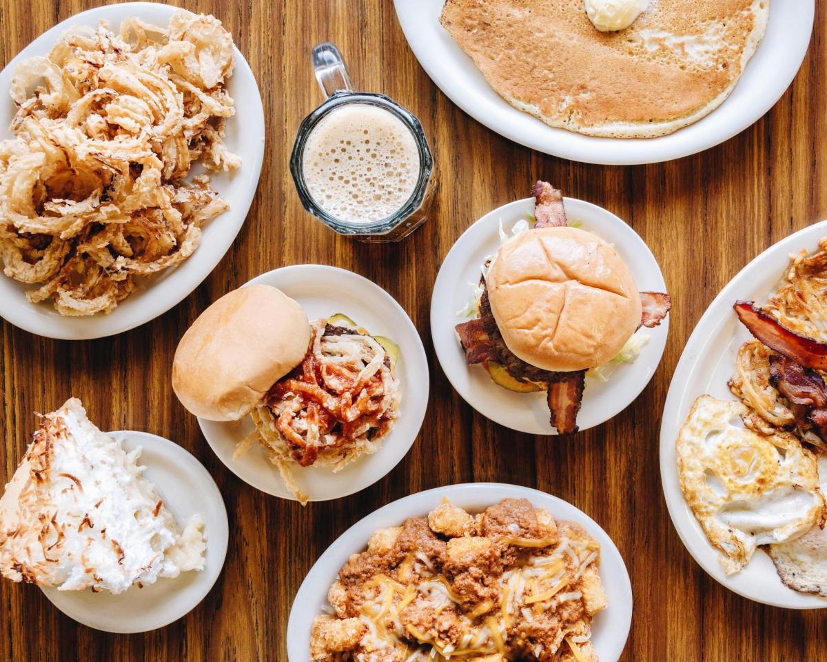 Brownie's Hamburger Stand Tulsa, OK 74114
