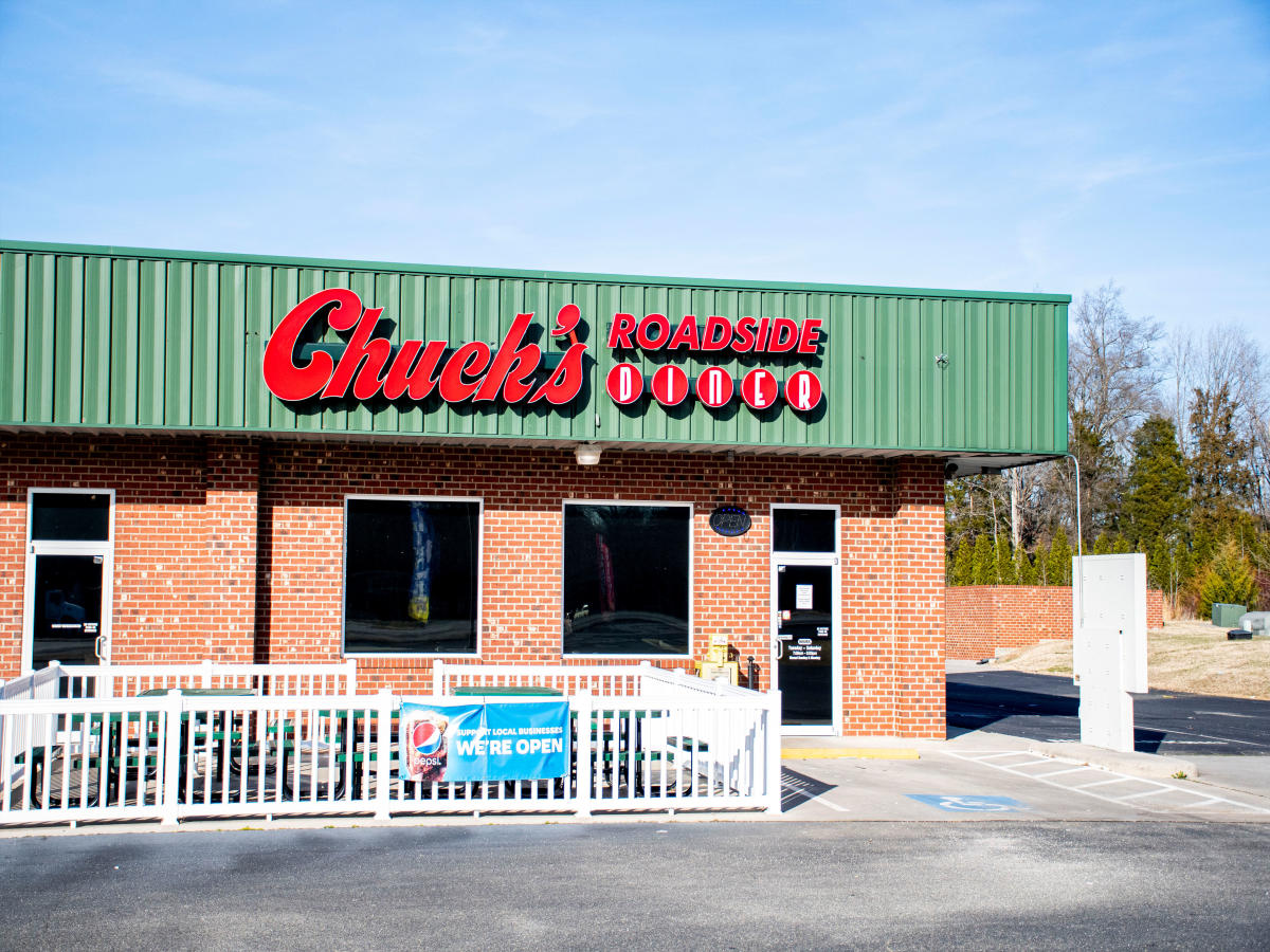 Walker's Roadside Grill