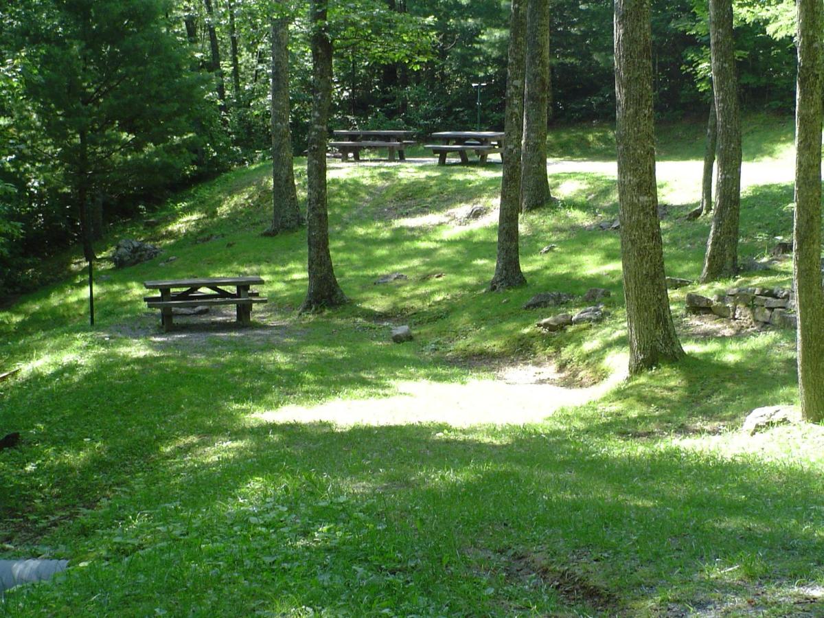 Comers Rock Campground & Picnic Area