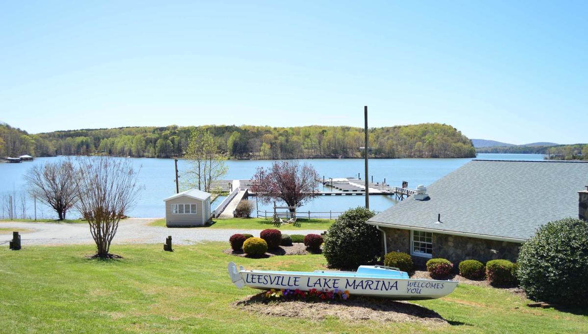 Leesville Lake Marina