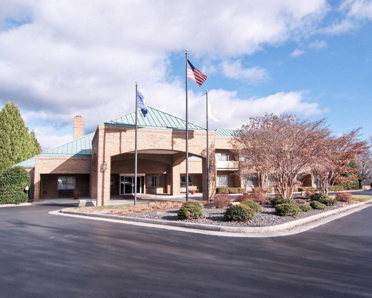 Comfort Suites Inn Ridgewood Farms Roanoke Va