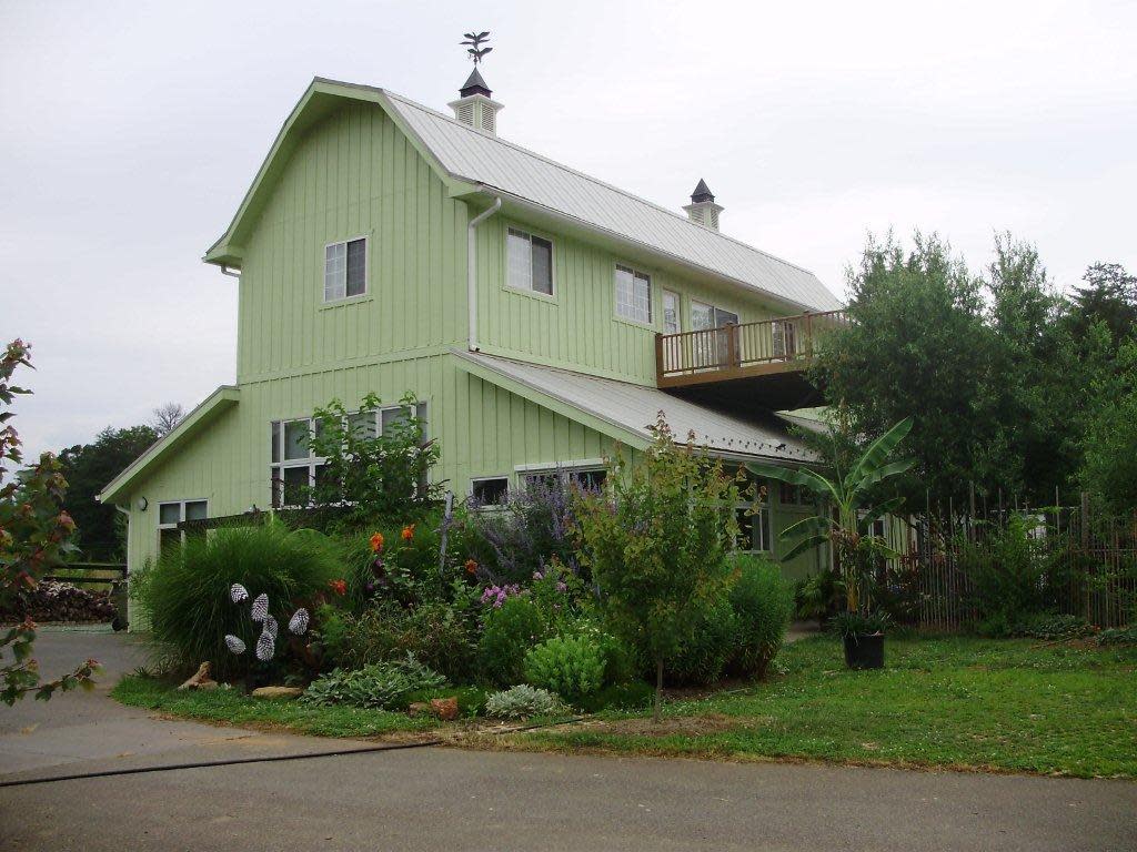 Glass House Winery Bed and Breakfast