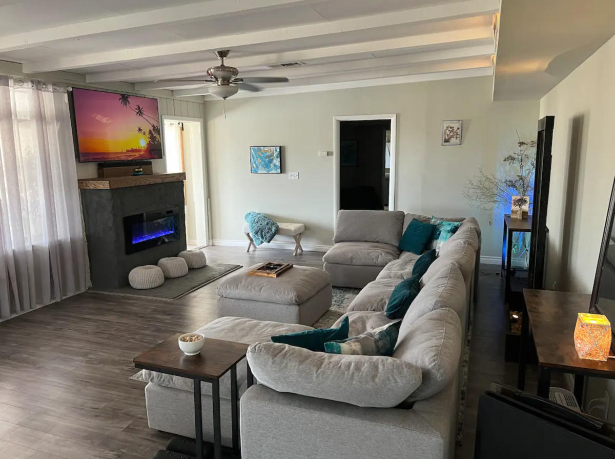 VHR247 Zelandric House