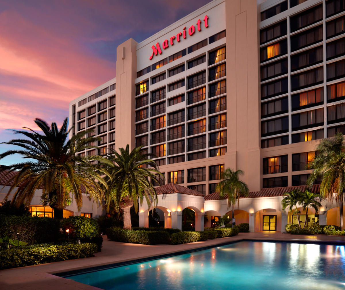 Marriott Palm Beach Gardens: Unwind in Tropical Luxury