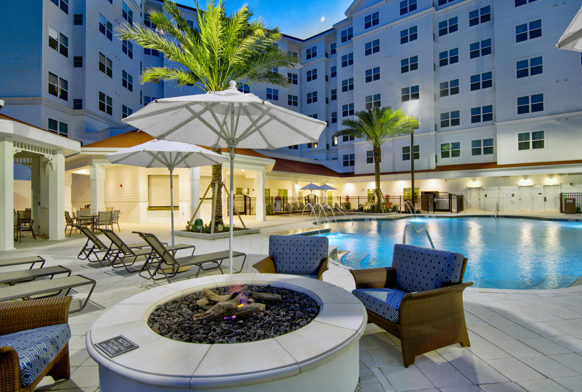 Residence Inn Orlando at FLAMINGO CROSSINGS Town Center in Winter