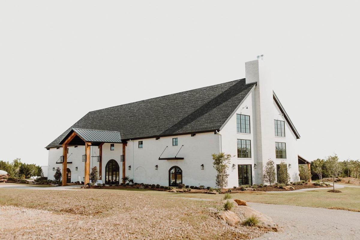 The outlet range wedding