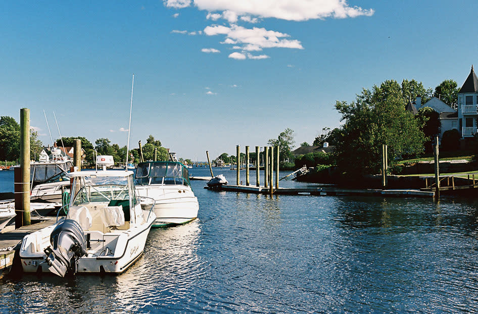 PAWTUXET VILLAGE Warwick, RI
