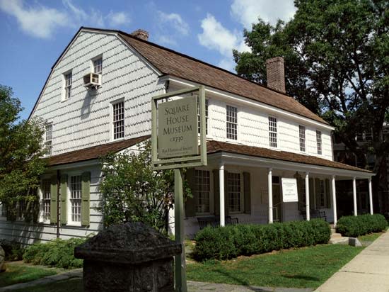 Square Museum Building Square House Museum