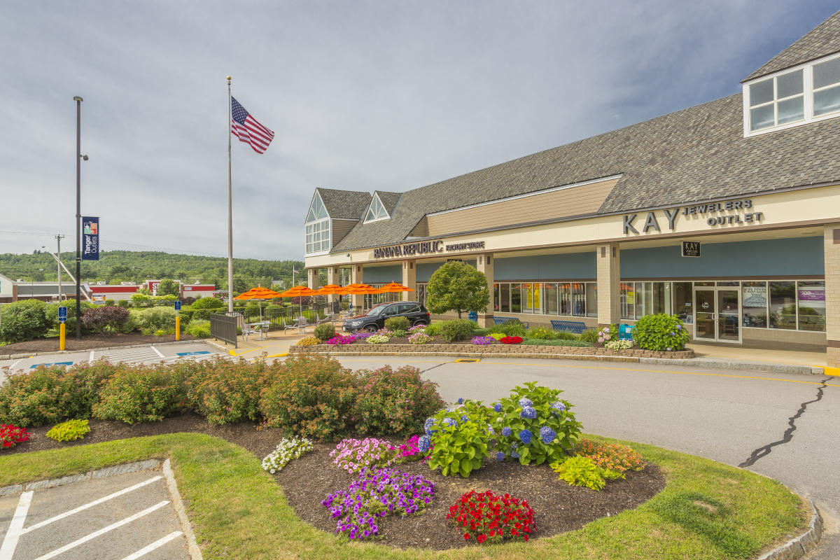 Tanger Outlets Tilton Tilton, NH