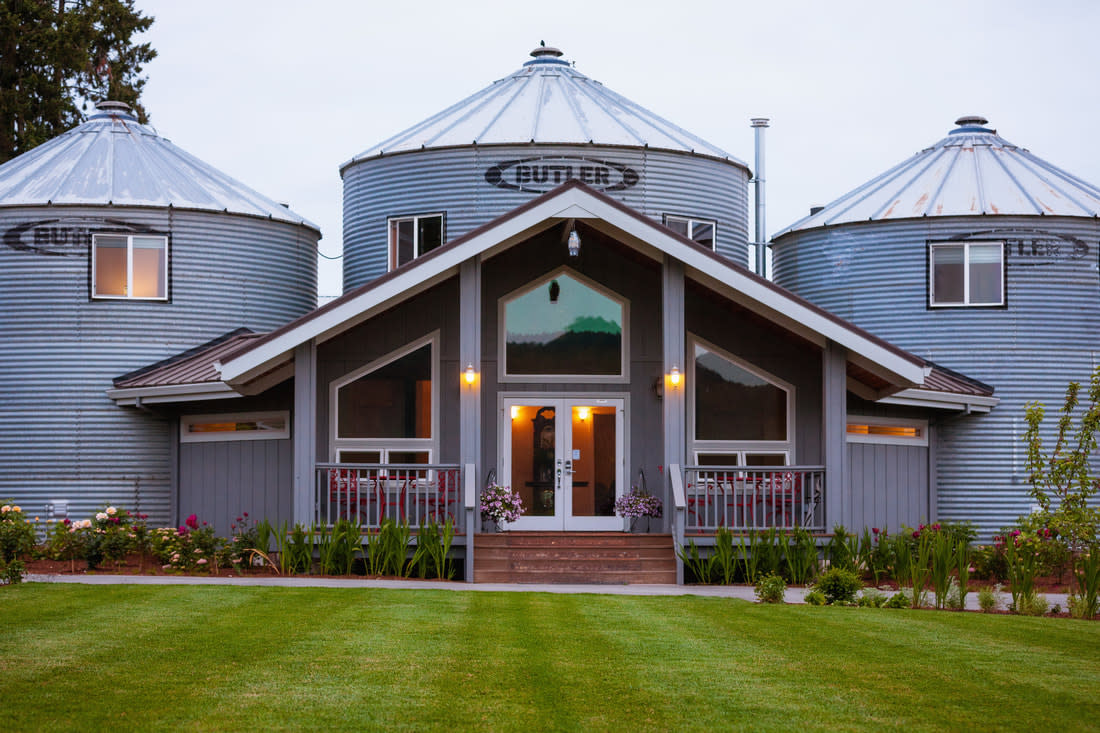 Abbey Road Farm Silo Suites B&B in Carlton, Oregon