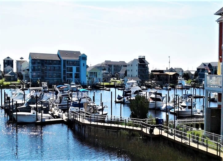 Federal Point Yacht Club Carolina Beach, NC 28428