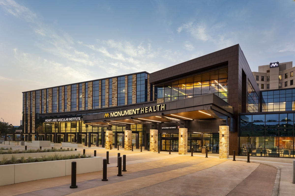 ●From the Heart of The Port City Boston Seaport Hotel | Hyatt Place Boston Seaport