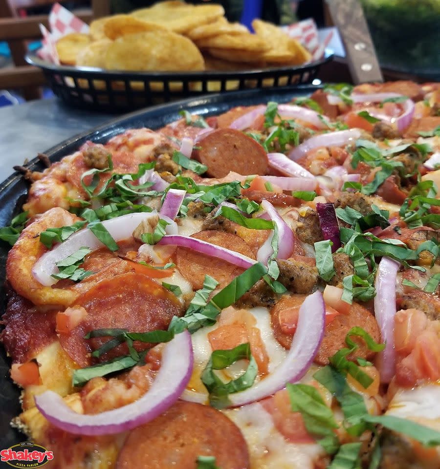 Shakey's Pizza