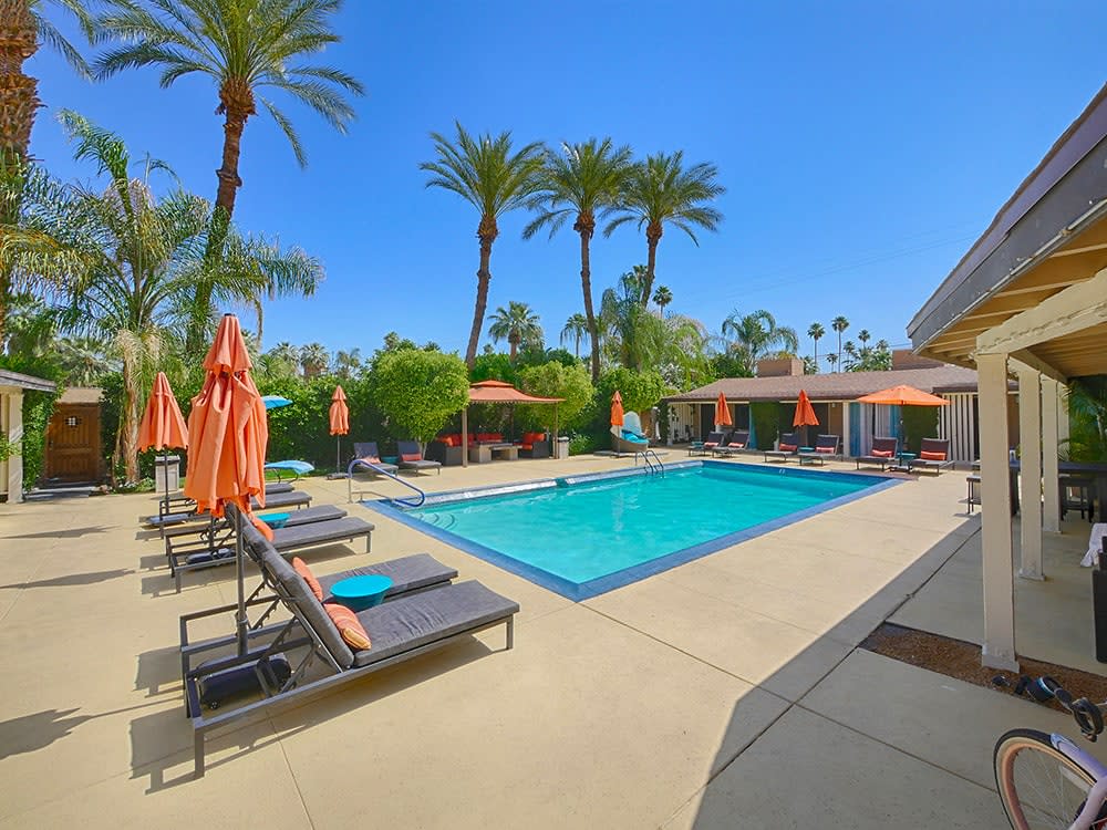 【稀少】Fine Hotels,Resorts & Spas Directory LittleParadisePool_8bdfdd8d-