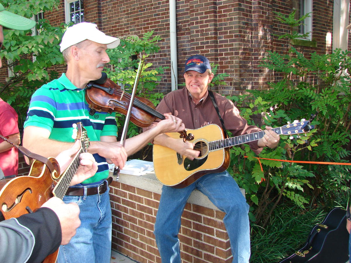 Tennessee Valley Old Time Fiddlers Convention