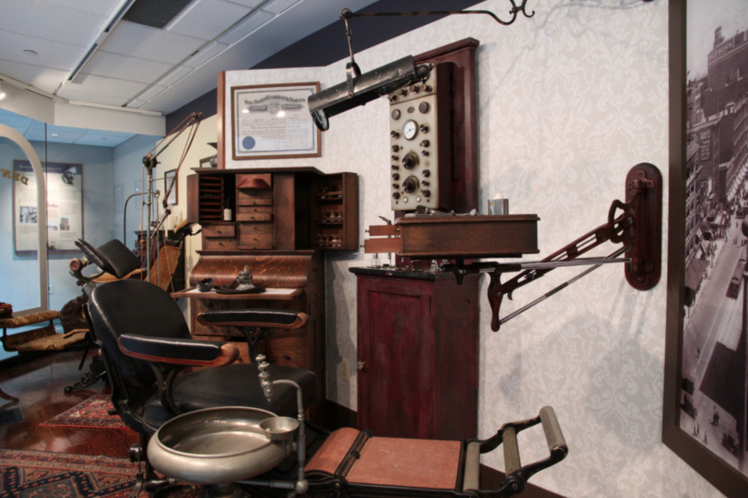 UM Sindecuse Museum of Dentistry