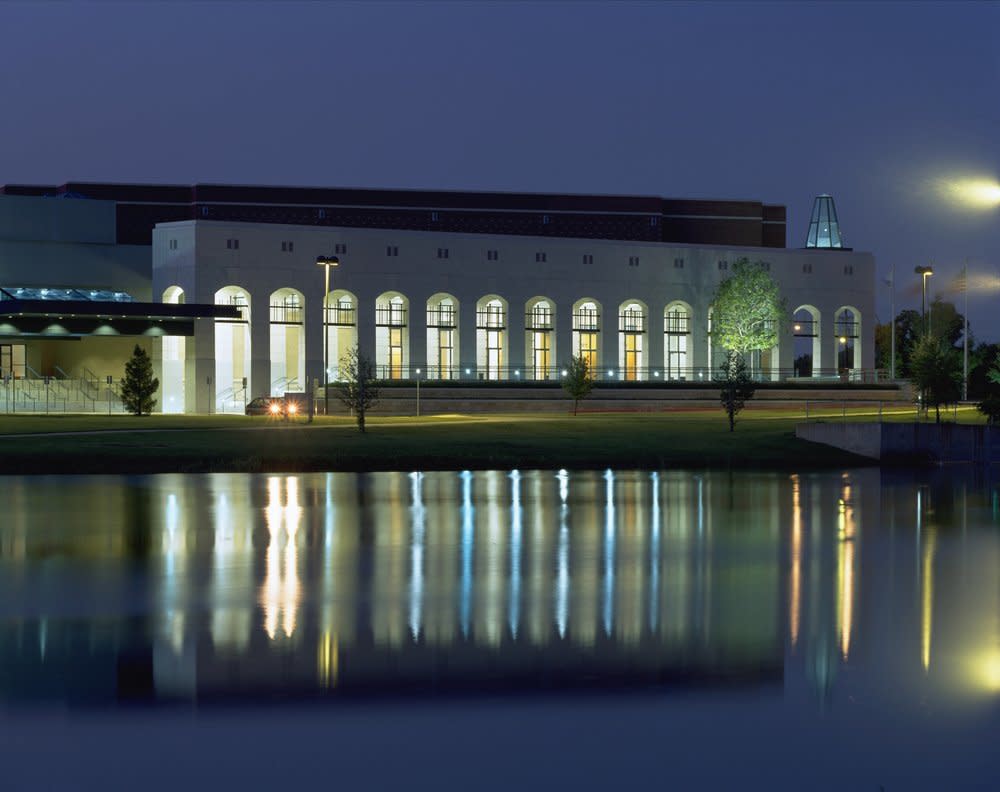 1000 Ballpark Way, Arlington, TX 76011 - Centerfield Office Building