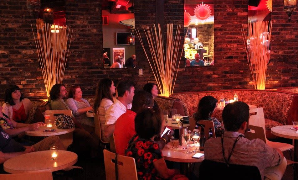 Capri Lounge