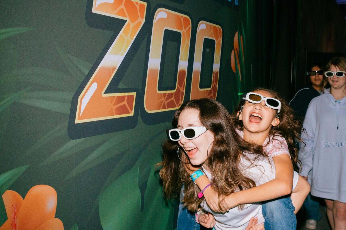 zoocade-80_4D8F1505-A8F6-0BA6-