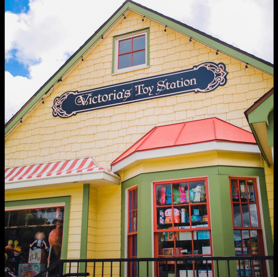 Toy station top