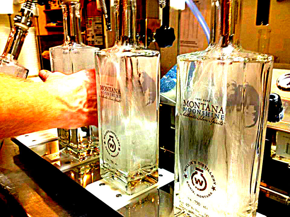 Willie's Distillery