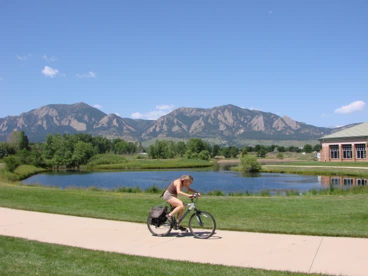 East boulder outlet rec center