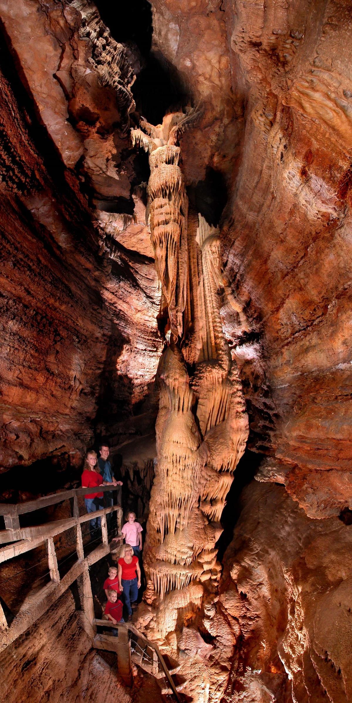 Talking Rocks Cave Talking Rocks Cavern | Branson, MO